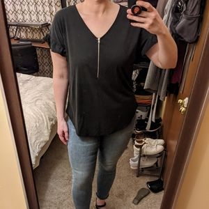 Black Zipper Top - L